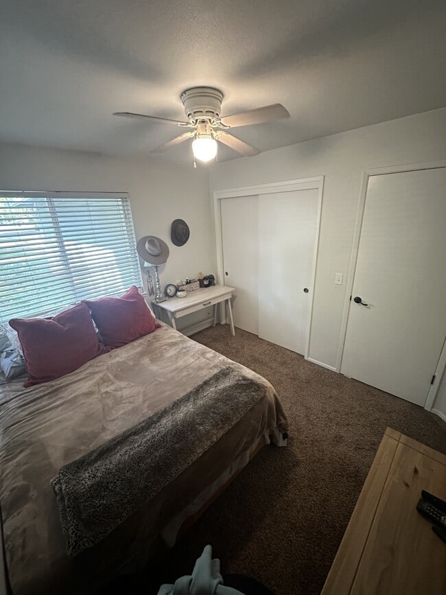 Photo - 779 Victorian Park Dr