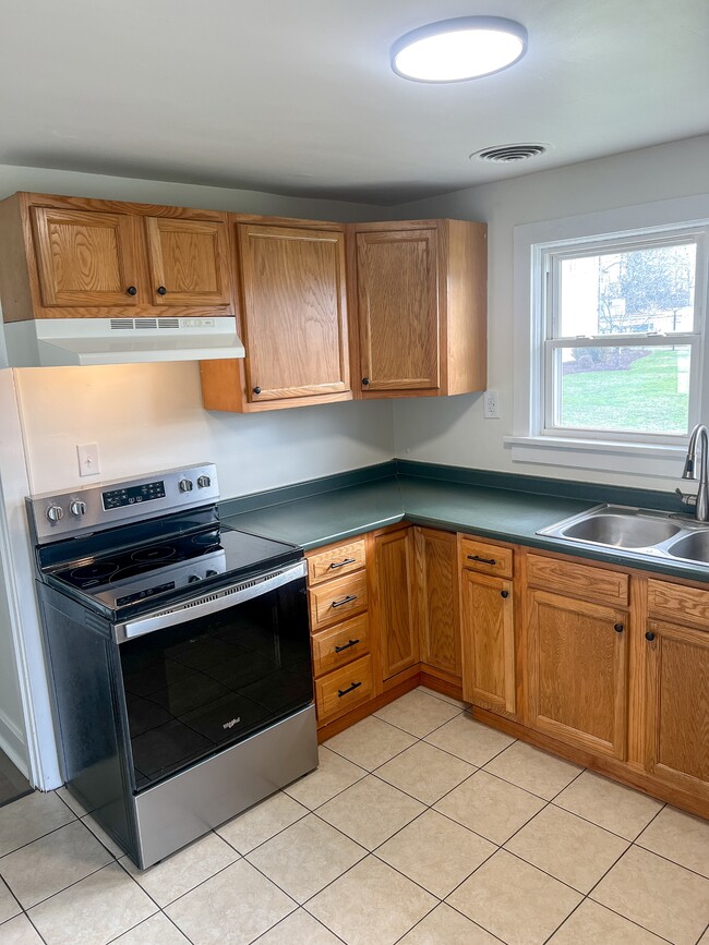 1365 Mt Pleasant Rd Unidad 1375 Front