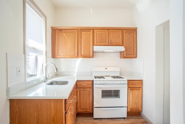 Photo - 428 69th St Casa