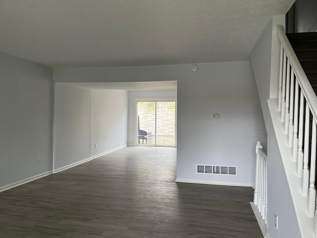 Photo - Beautiful Townhome in Most Desirable area of Westerville