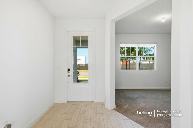 Photo - 14114 SW Surina St