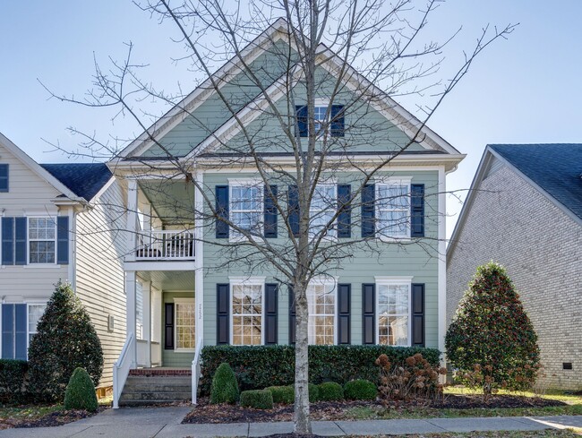 Adorable Cottage with 2 covered porches - 7752 Porter House Dr