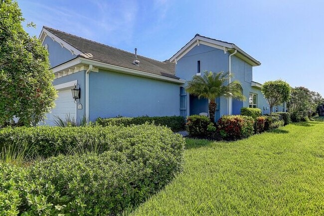 Building Photo - For Rent: Your Paradise Getaway in Lakewoo... Rental