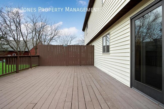 Photo - 3884 Mapleton Rd Unidad Left