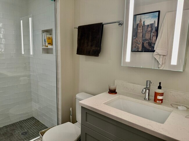 Photo - 20 Lime St Unit 3