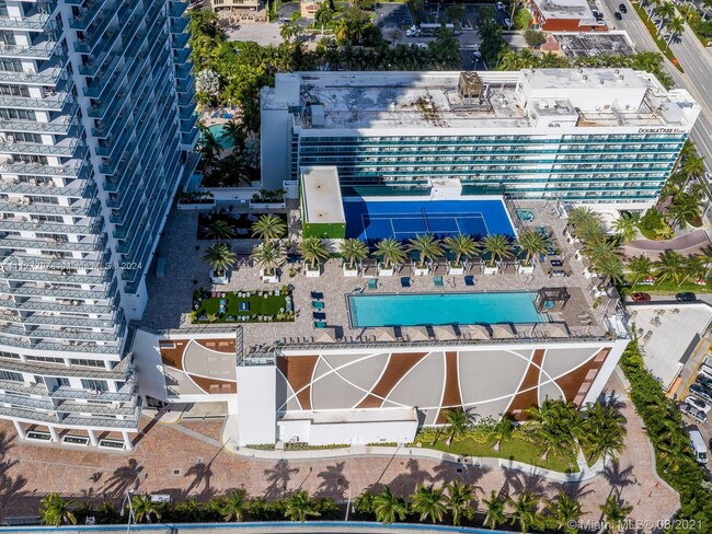 Building Photo - 4010 S Ocean Dr Unit R401 Rental