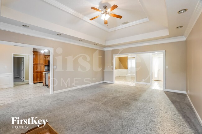 Photo - 115 Gallant Ct