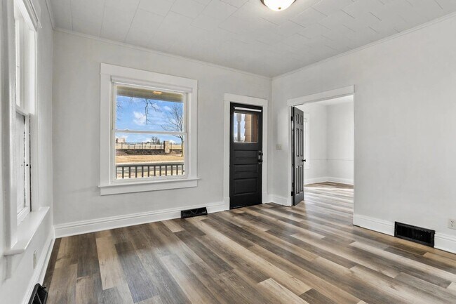 Photo - 426 College Ave Unidad Lower