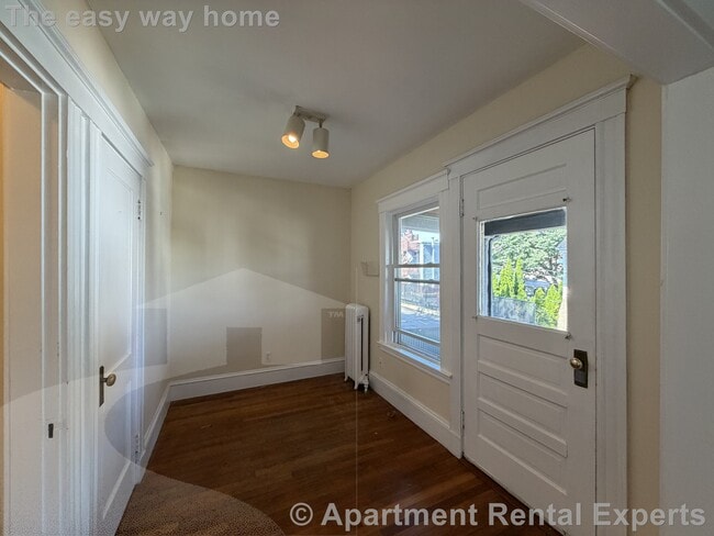 Photo - 23 Central Rd Unit #2