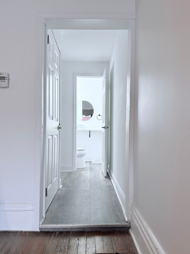 Photo - 3817 Howley St