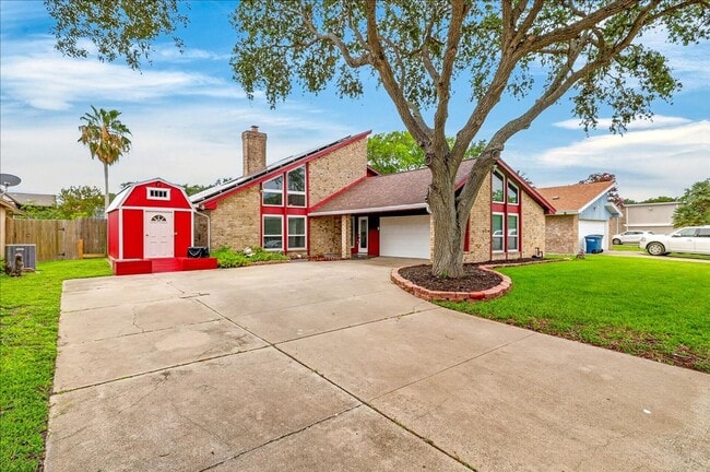 Building Photo - 5025 Romford Dr