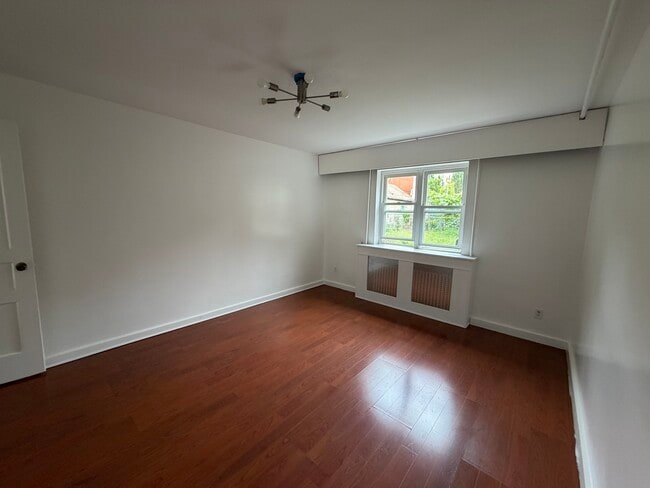 Photo - 9013 70th Dr