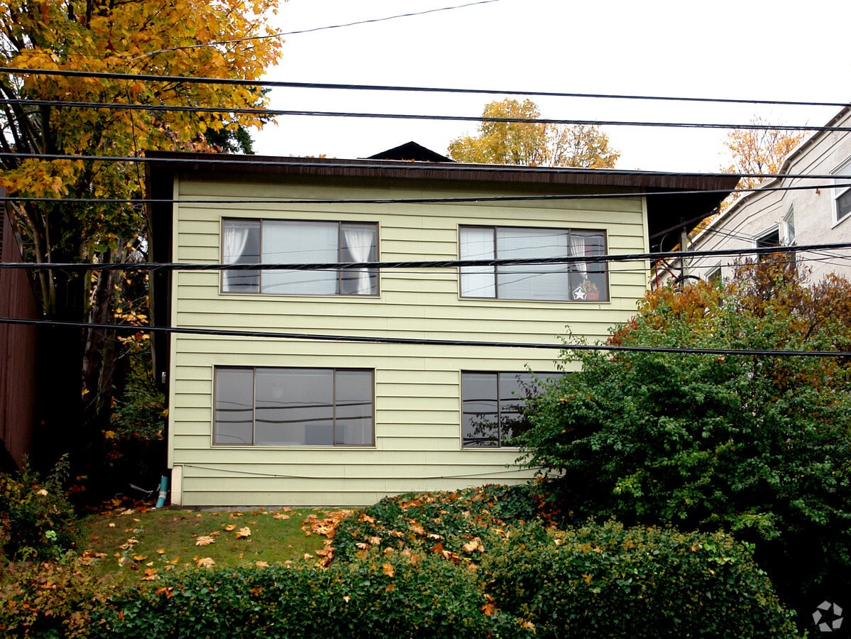Photo - 1262 Eastlake Ave E