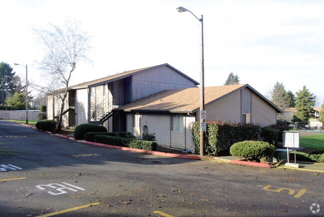 Walnut Grove Apartments