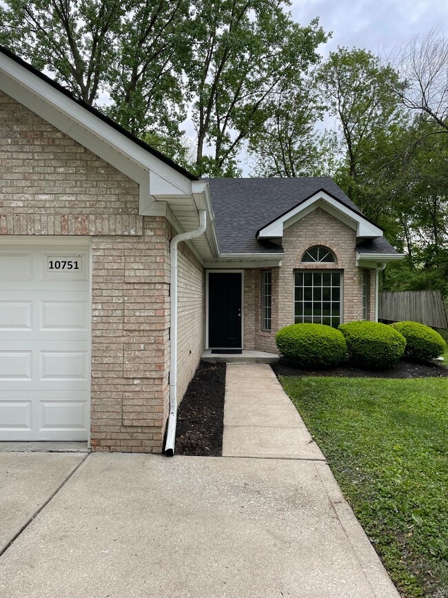 Photo - 10751 Ruckle St Townhome