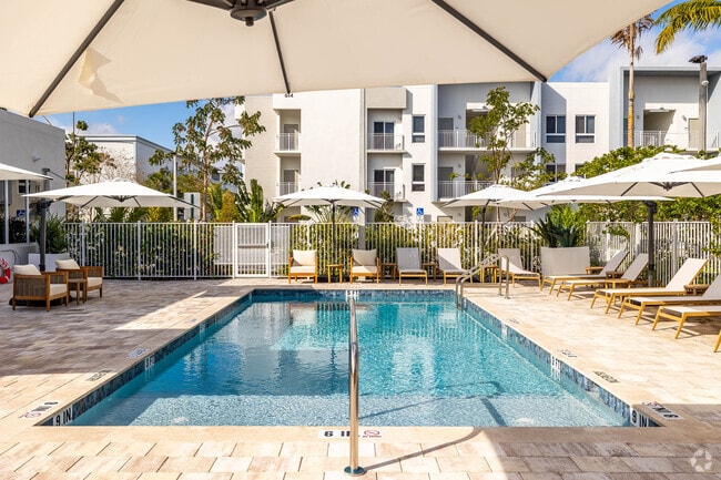 Building Photo - Atlantica at Dania Beach Rental