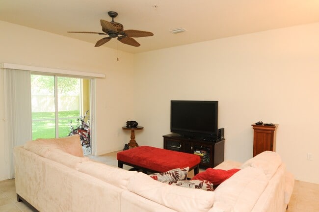 Photo - 3499 Parkridge Cir