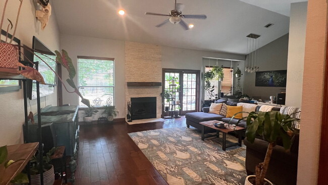 Photo - Beautifully Updated 3BR Home in Prime South Austin Location!