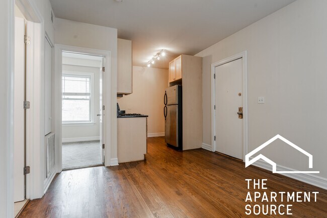 Photo - 3814 N Sheffield Ave Unit 2W