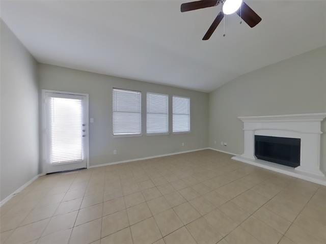 Photo - 3413 Fashion St