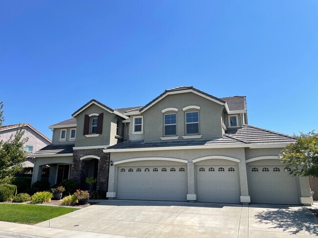 Building Photo - BEAUTIFUL ROCKLIN HOME WITH 5 BEDROOMS, 4....