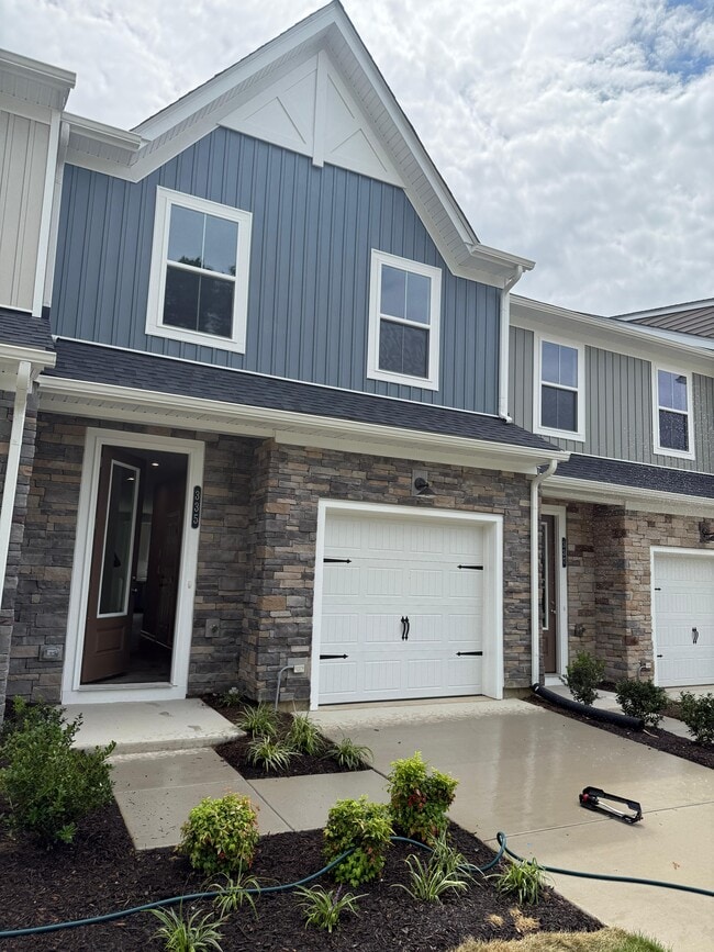 Building Photo - 335 Bree Haven Dr, Glen Allen, VA, 23060 Rental
