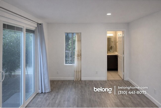 Photo - 5209 Cronus St