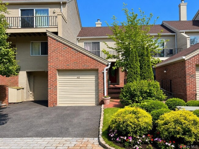 40 Waterside Close