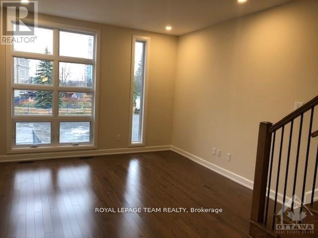 Photo - 31 Des Oblats Ave