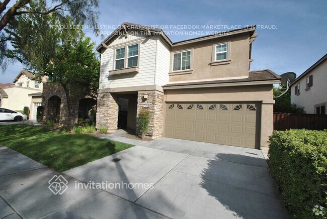 Building Photo - 45788 Klamath Ct Rental
