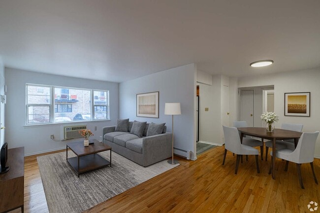 1BR, 1BA - 726SF - Living/Dining Room - Virtually Staged - Lodi Circle Apartments