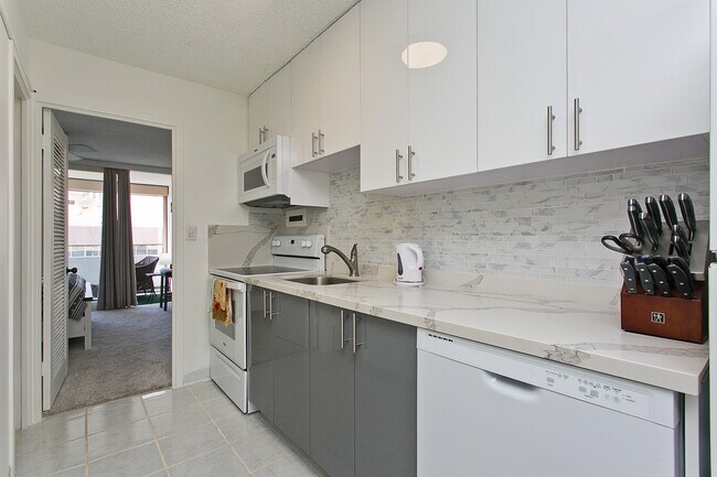 Photo - 1700 Ala Moana Blvd