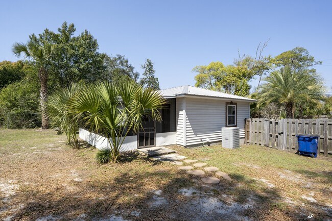 Photo - 1617 Drummond Ave