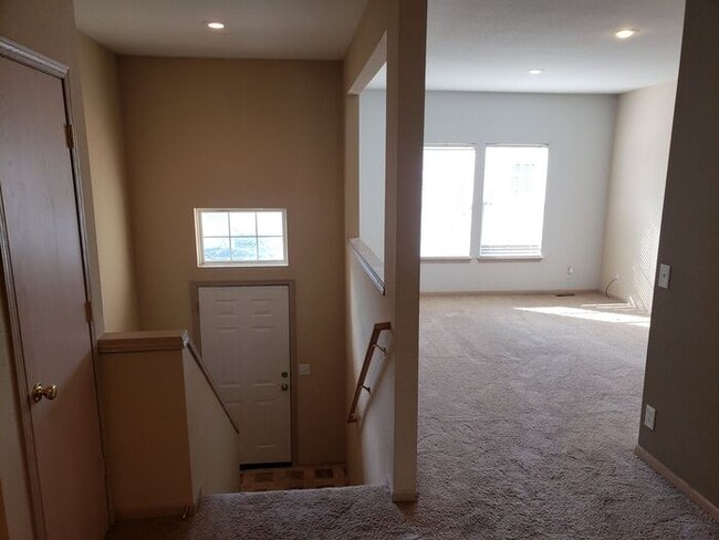 Photo - Beautiful Gardner Townhome-Available in MAY!!