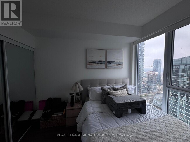 Photo - 4065 Confederation Pkwy Unit 3702