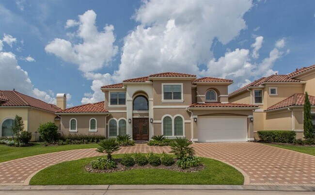 Photo - 14330 Belle River Ln