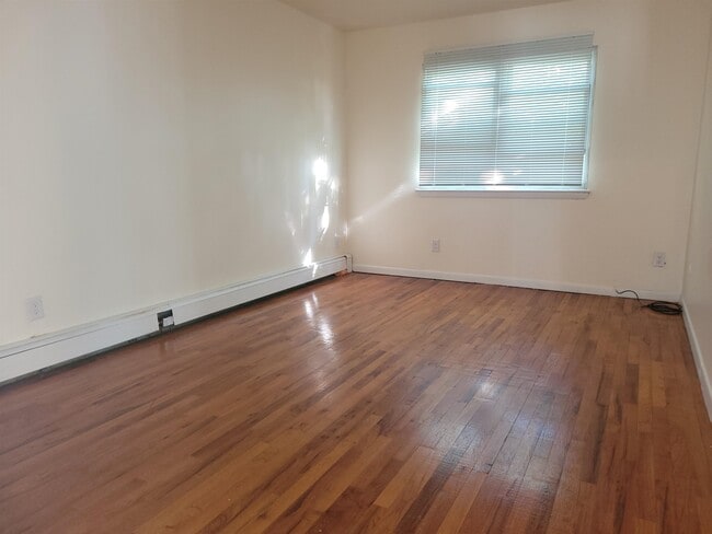 Photo - 15 Reserve Ave