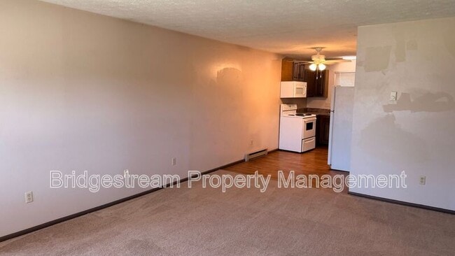 Photo - 40 Candlewood Ct