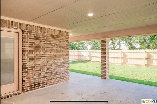 Photo - 2613 Crystal Ann Dr