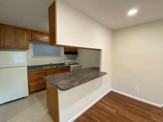 5776 - Westover Court Apartments Unidad 5776