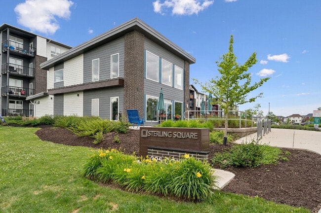 Photo - Sterling Square