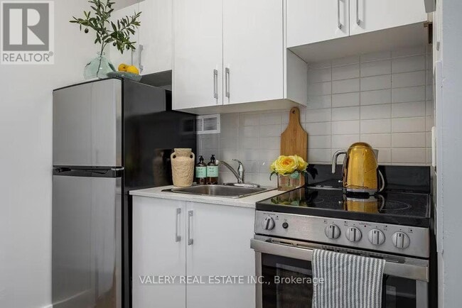Photo - 50 Selkirk St Unit 305