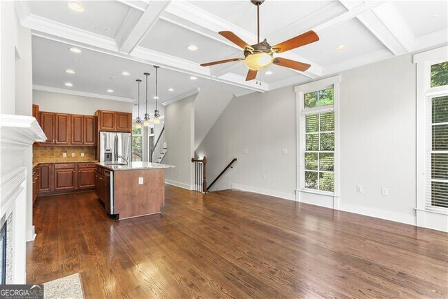 Photo - 900 River Vista Drive