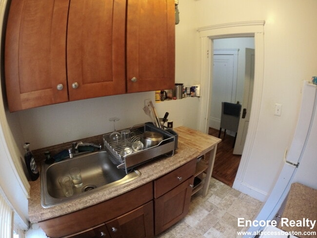 Photo - 1450 Commonwealth Ave Unidad 11