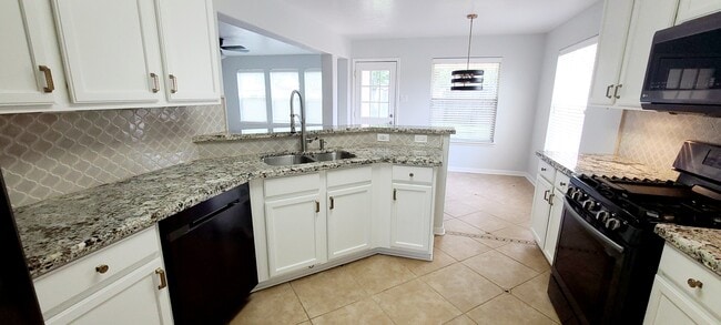 Photo - 3707 Whitlam Ct