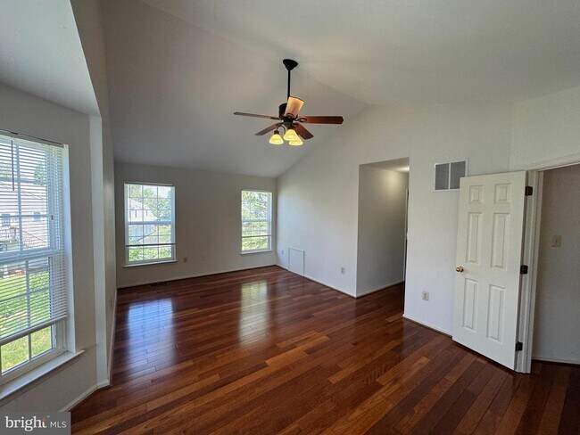 Photo - 1041 Greenes Way Cir