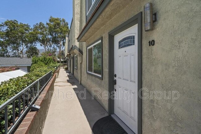 Photo - 405 Pioneer Dr