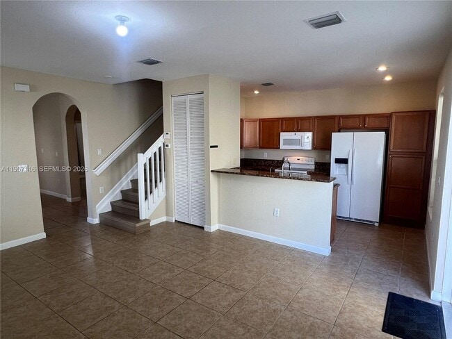 Photo - 17065 SW 93rd St