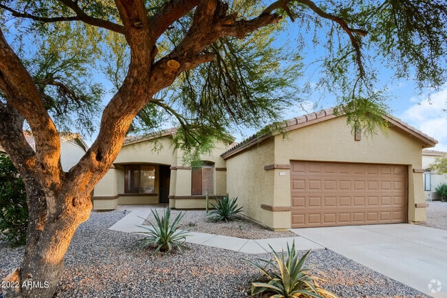 Building Photo - 17526 W Hope Dr Rental