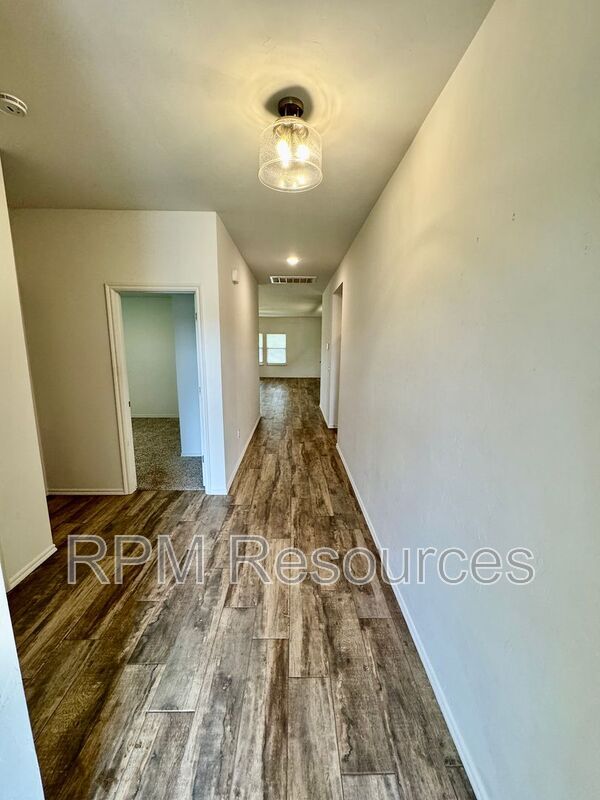 Photo - 1936 Eli Ave